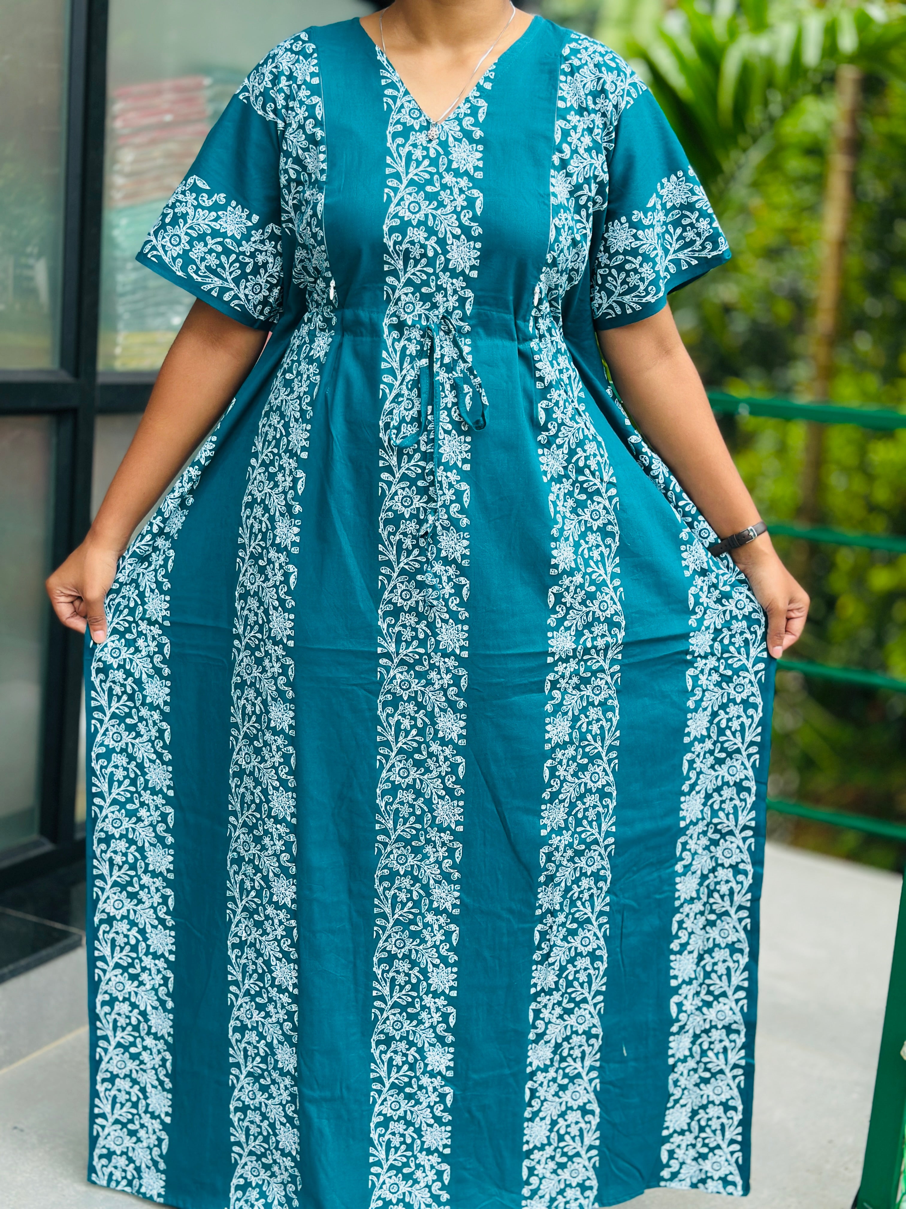 Striped nonfeeding kaftans