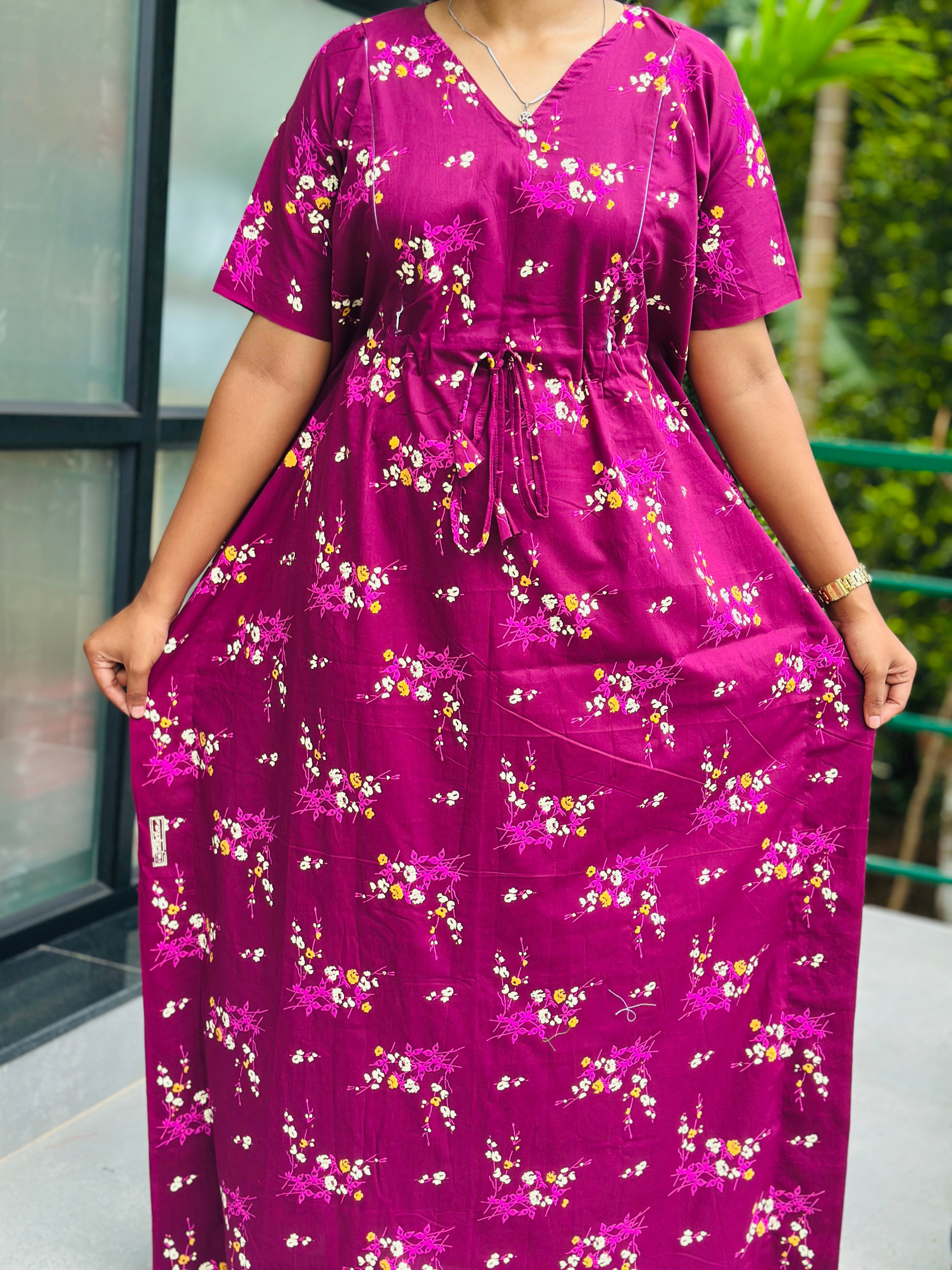 Floral feeding kaftan