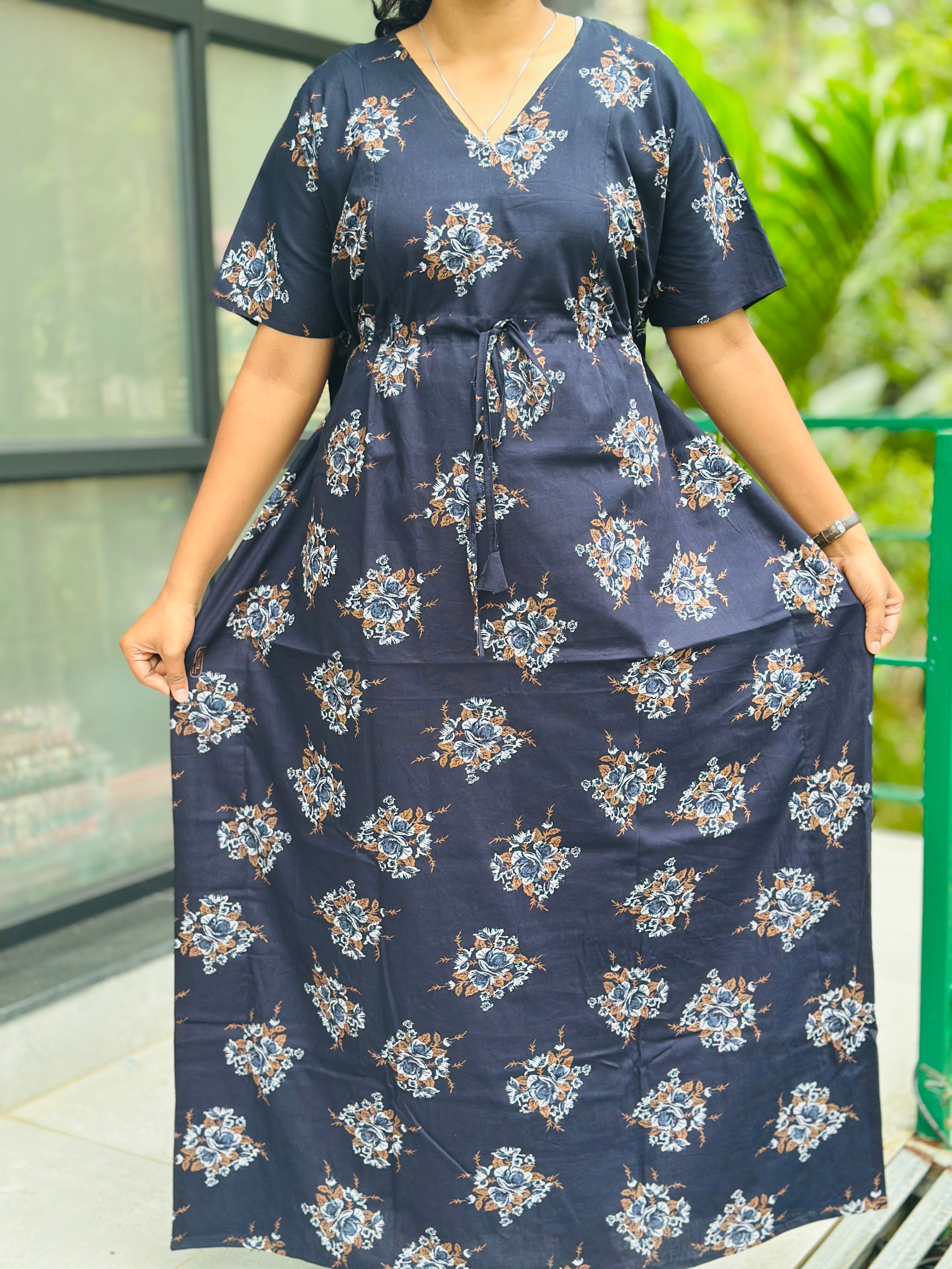 Floral feeding kaftan