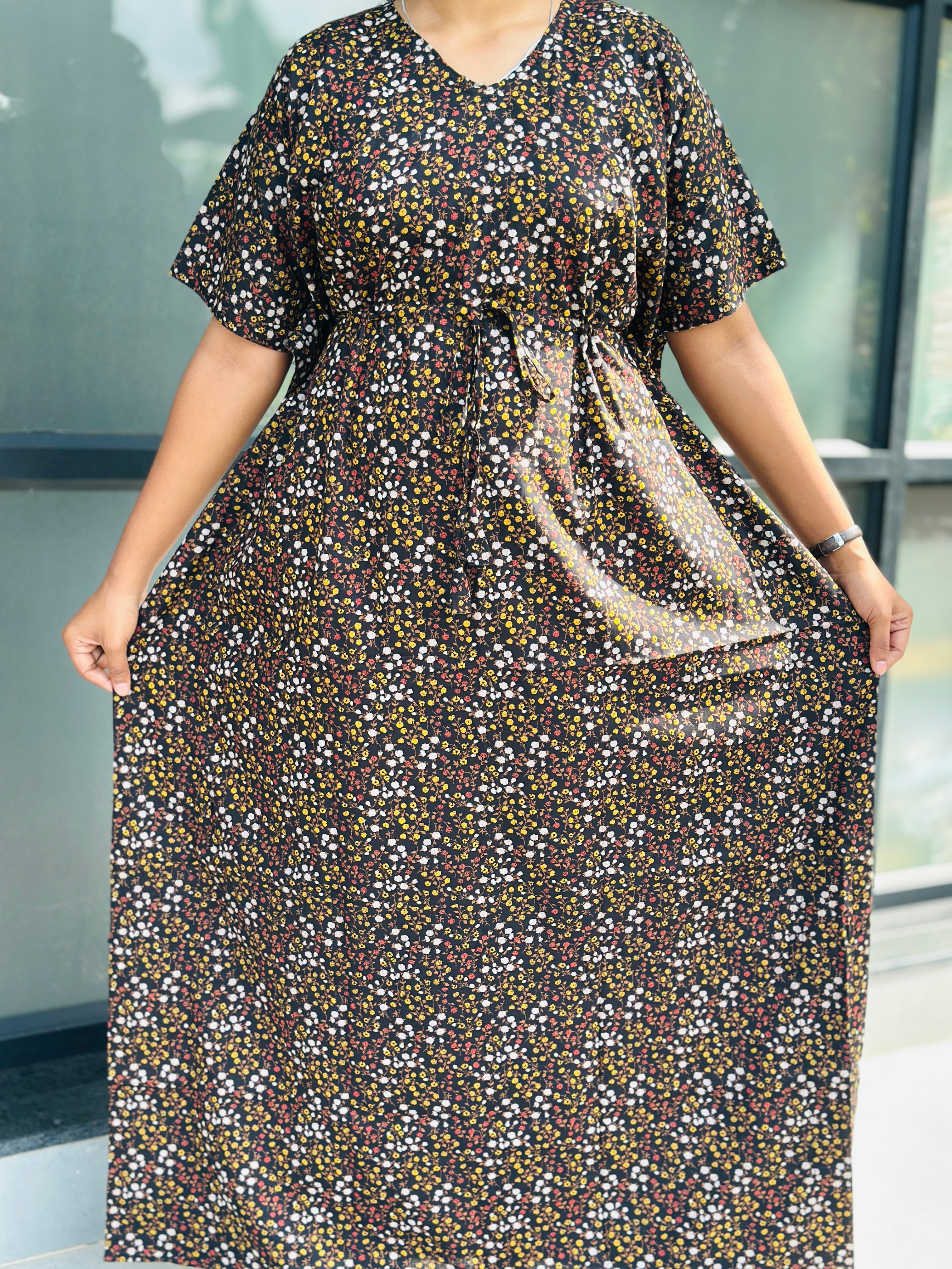 Small Floral feeding kaftan