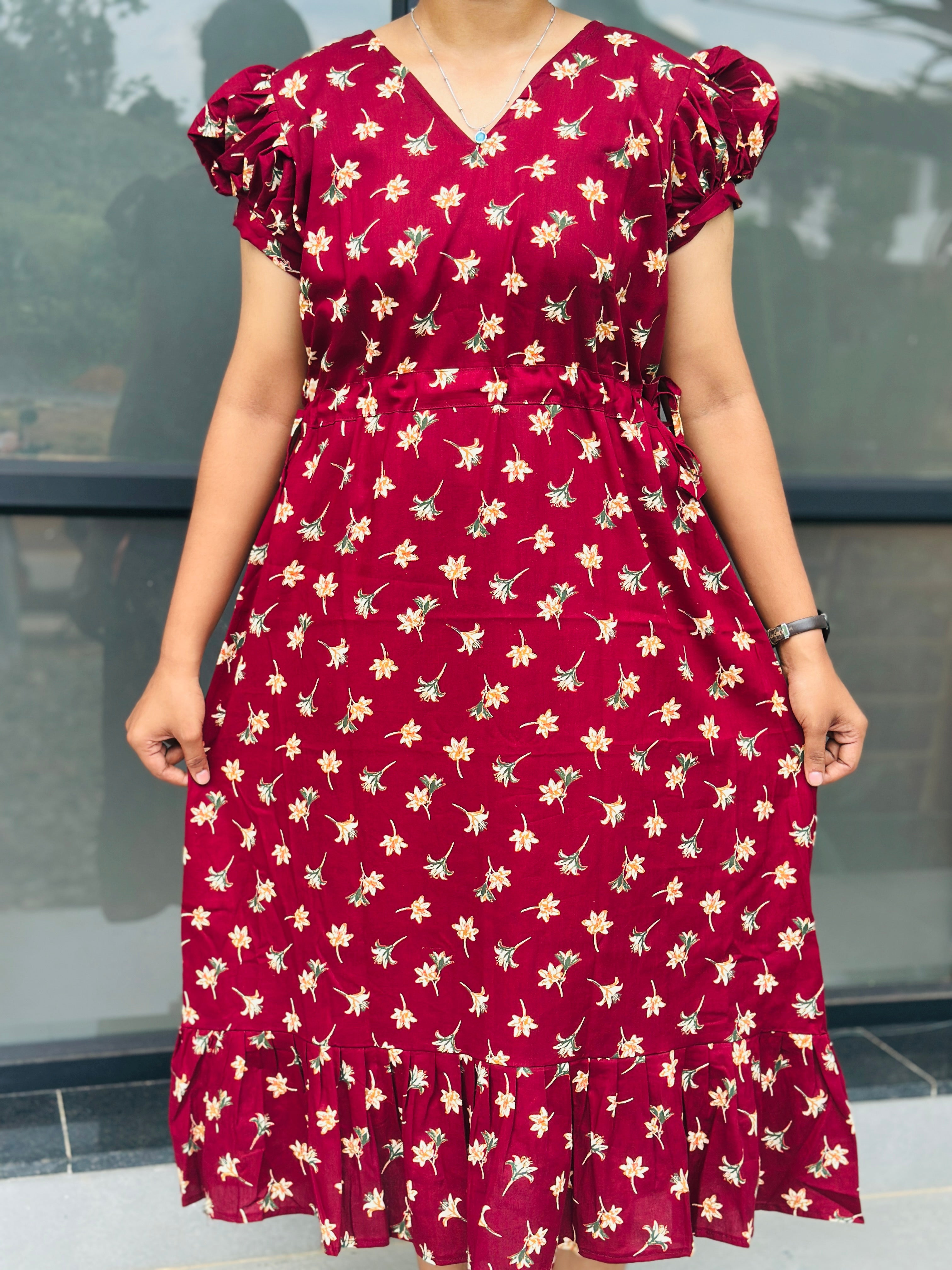 Double side tieable non feeding frock