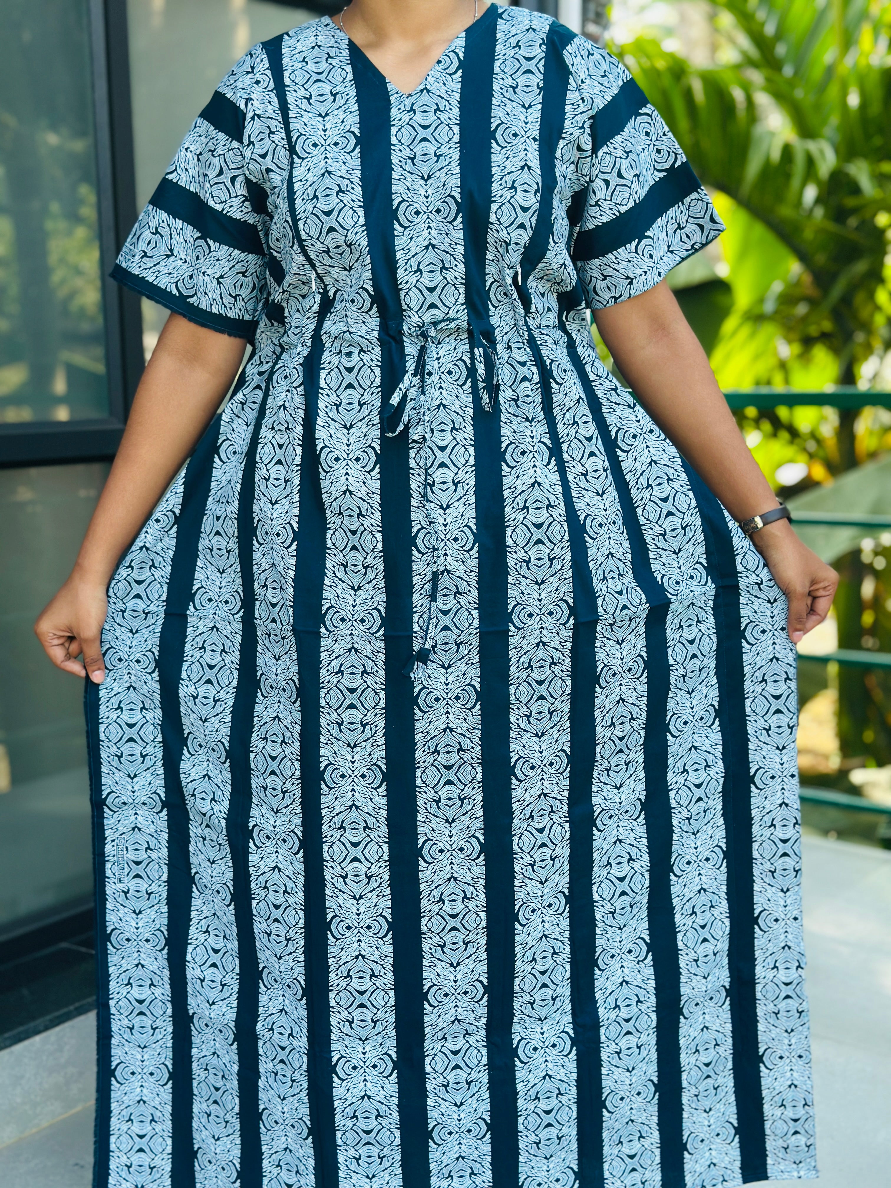 Striped feeding kaftans-navyblue