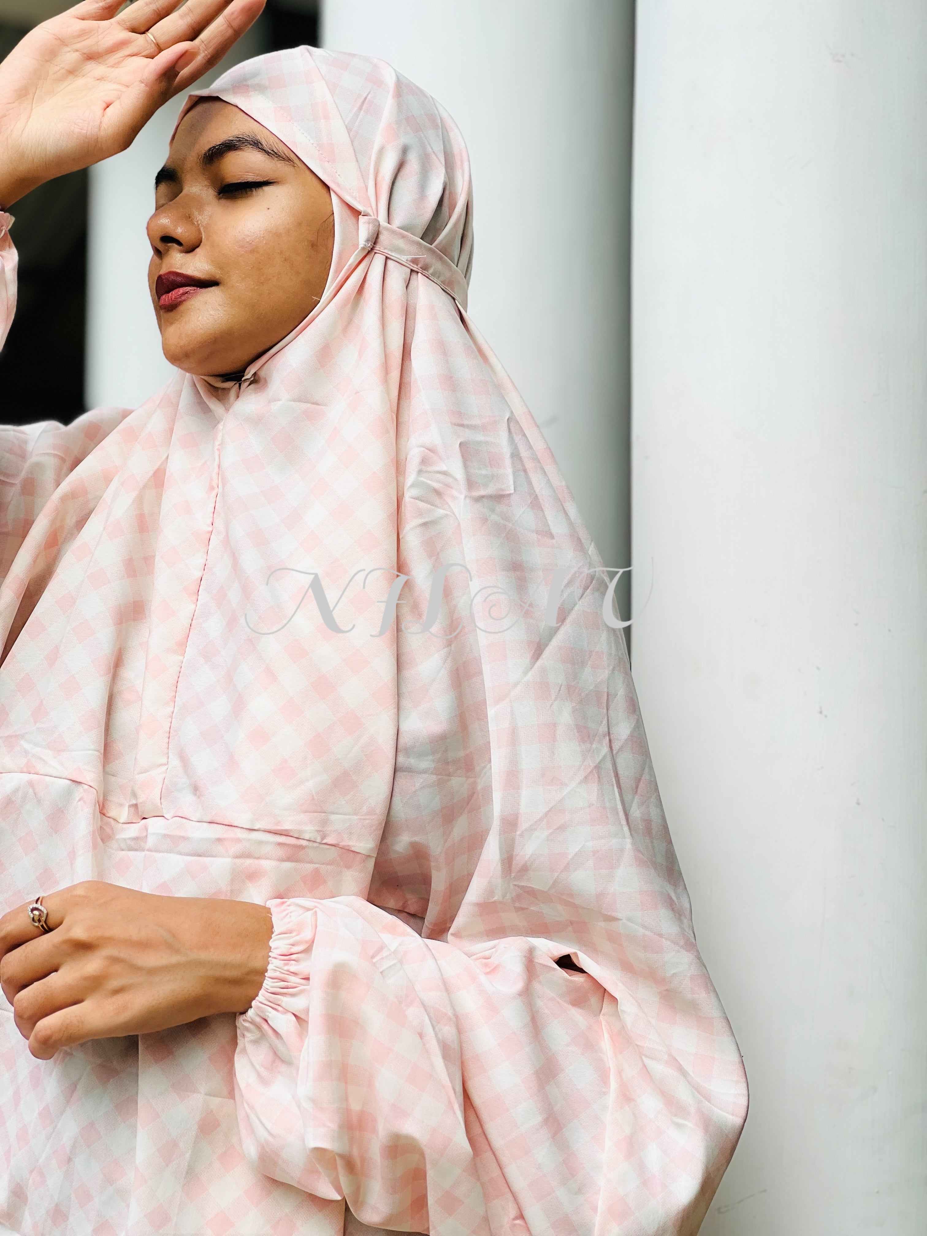 Checked prayer dress