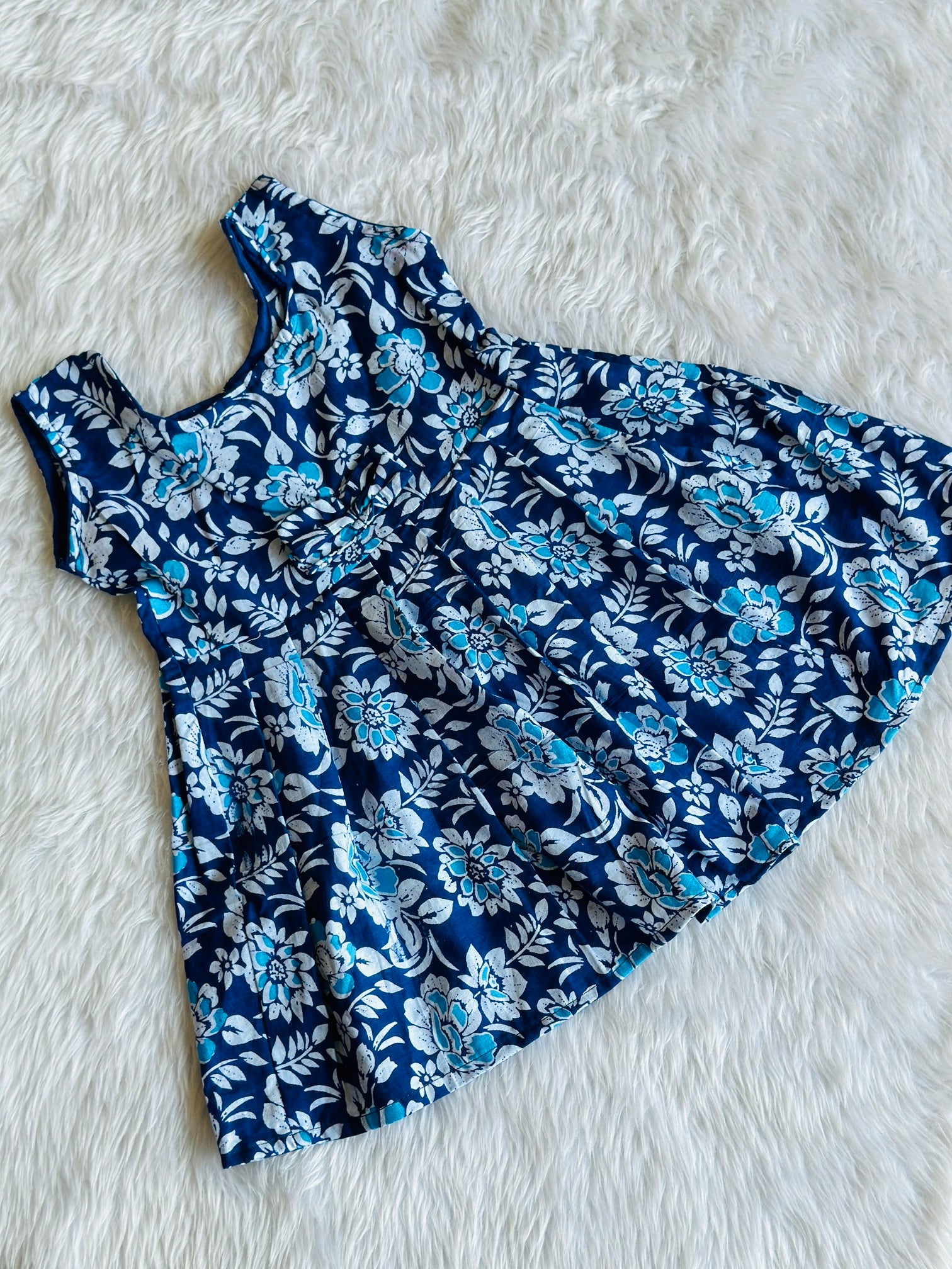 kids frock -sleeveless