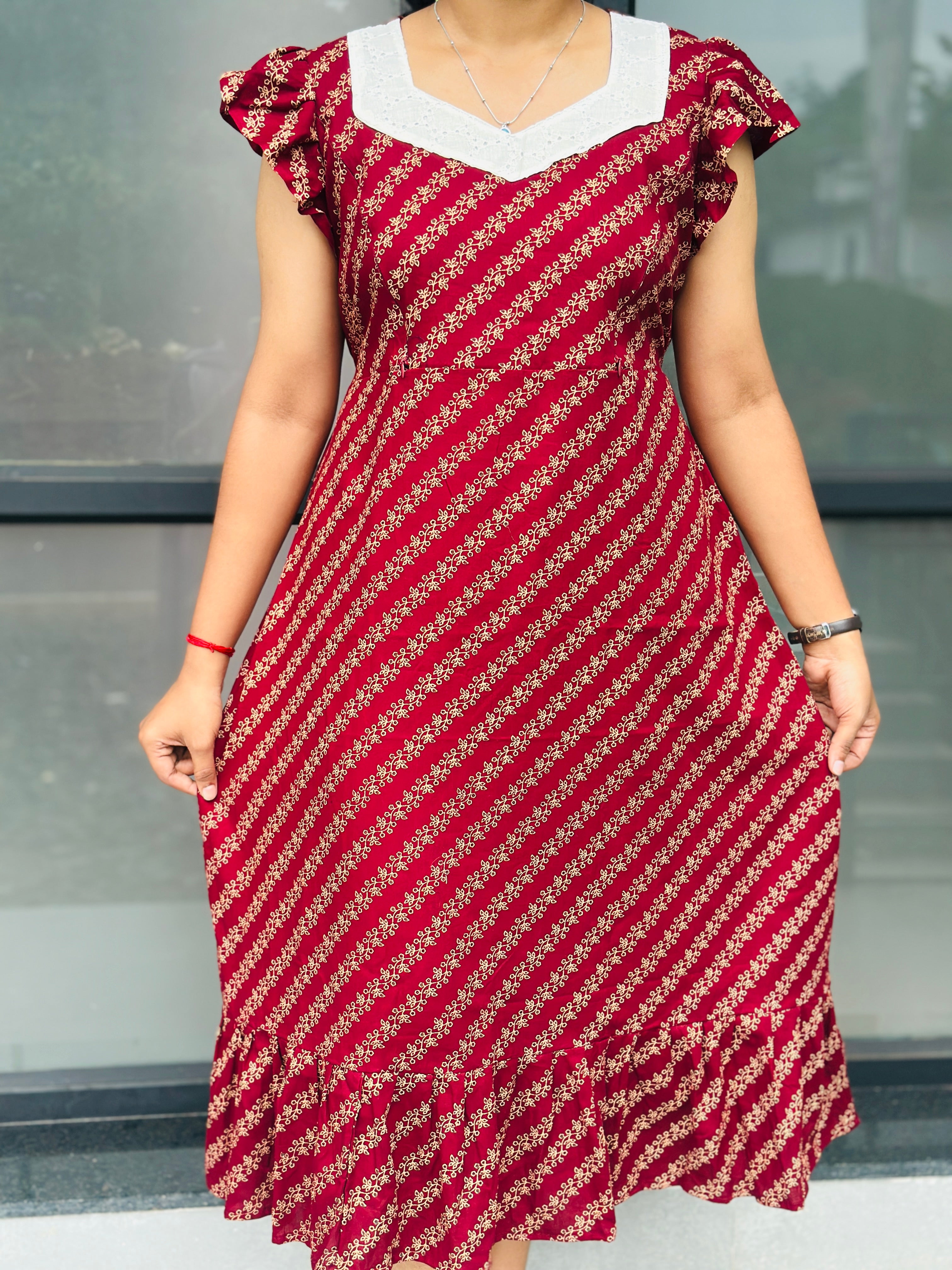 Haccoba patched neck feeding frock