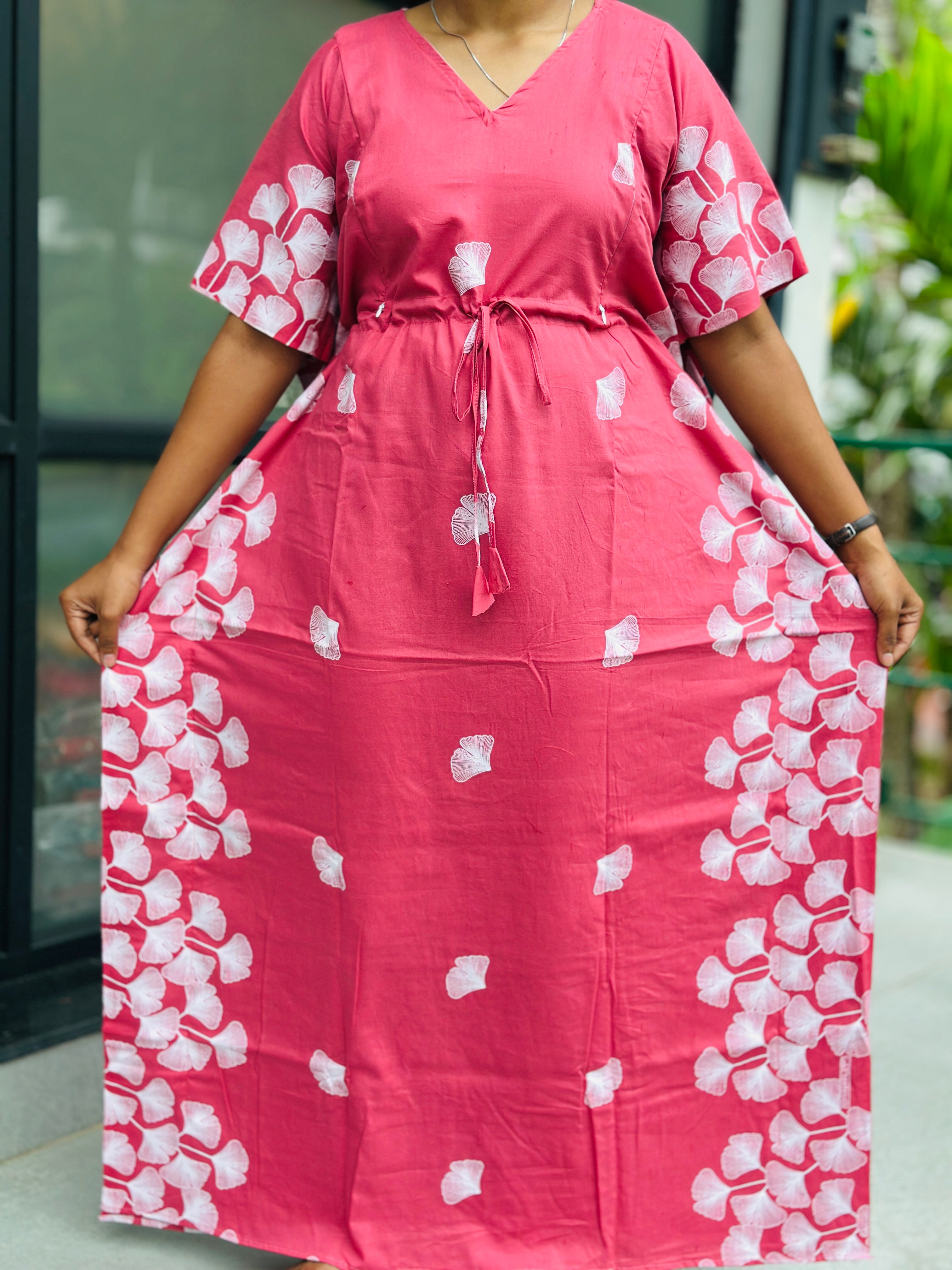 Floral onionpink nonfeeding kaftans