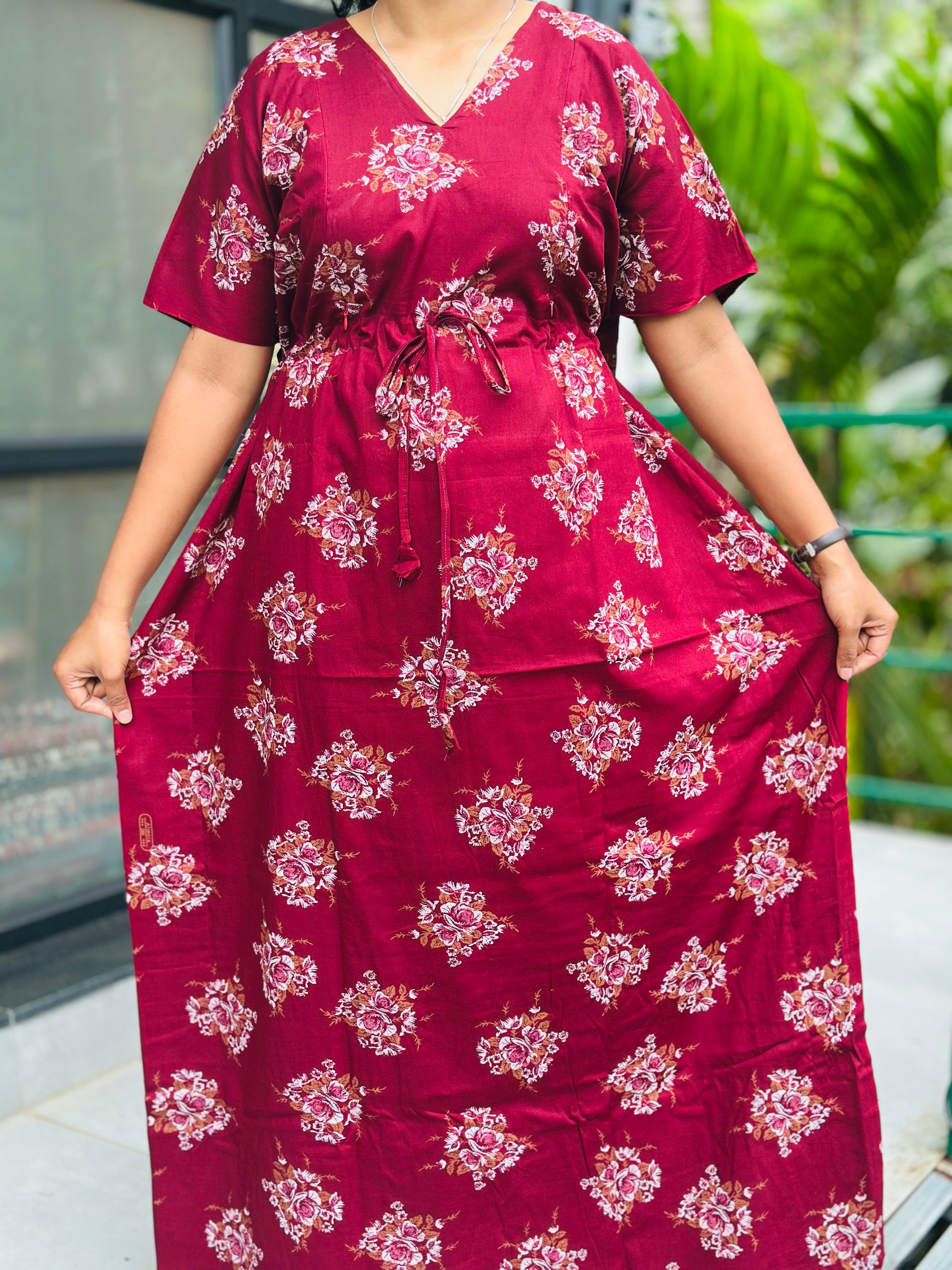 Floral feeding kaftan