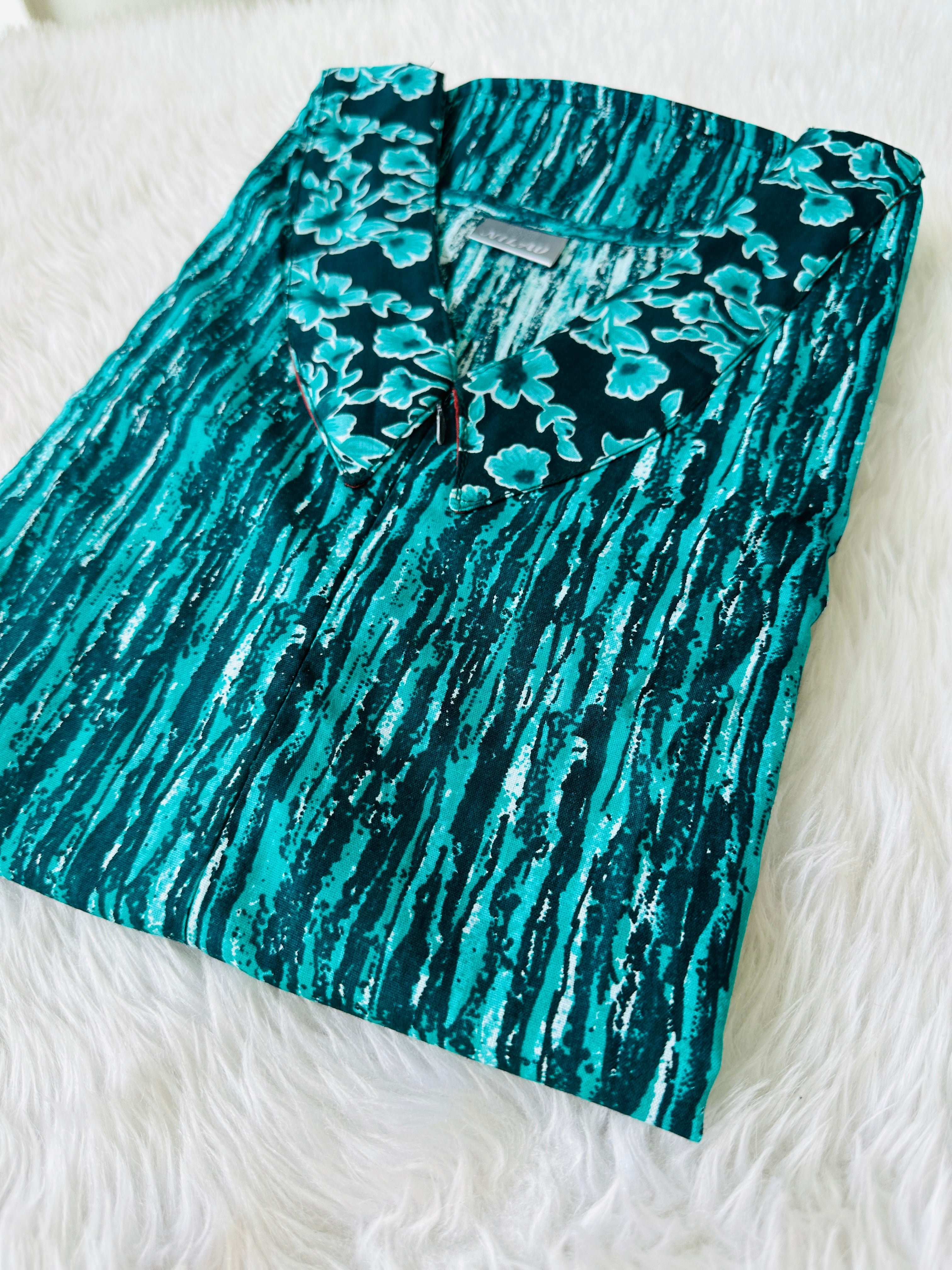 NORMAL A-LINE NIGHTY WITH CENTRE ZIP ATTACHED