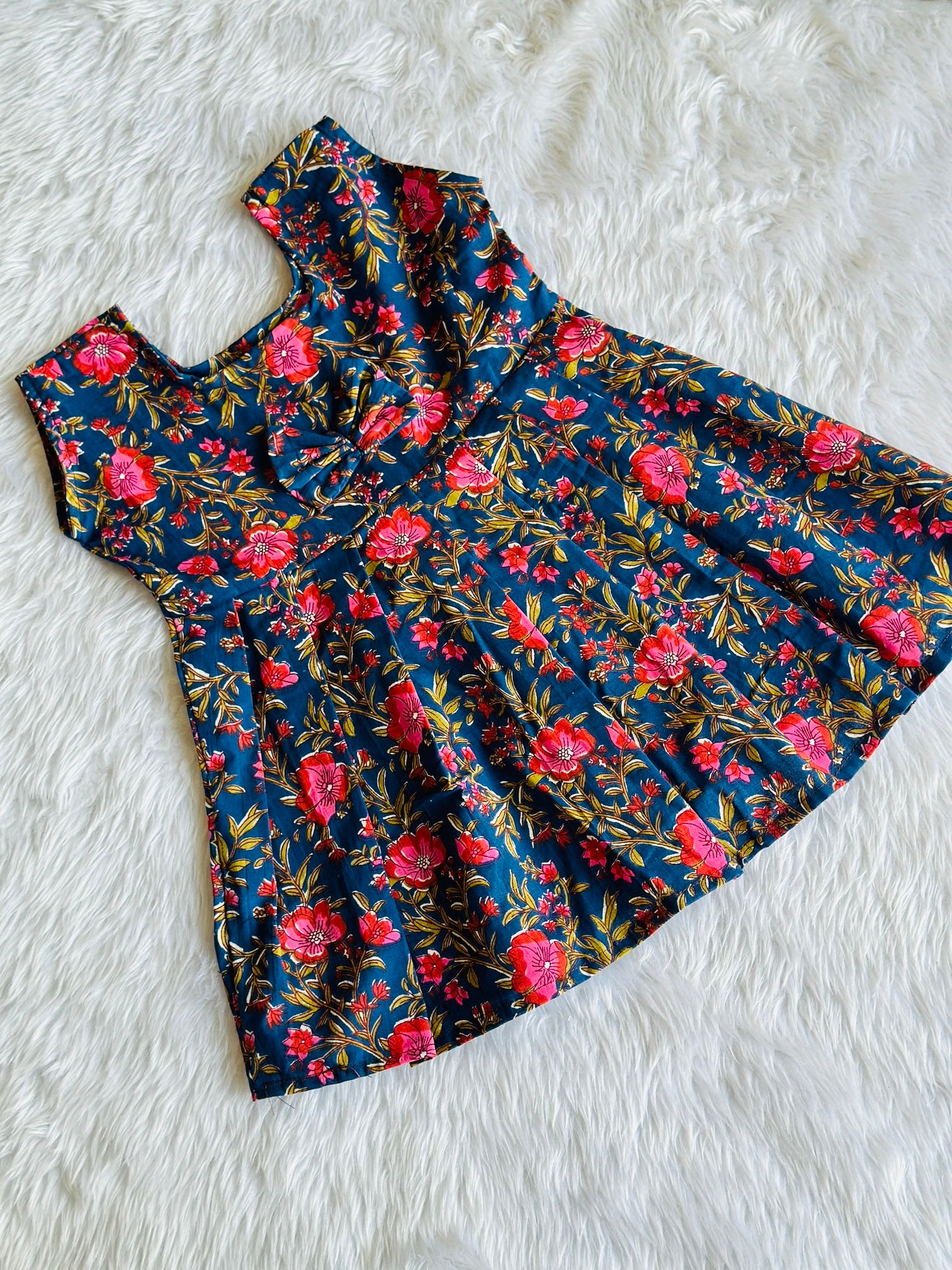 kids frock -sleeveless