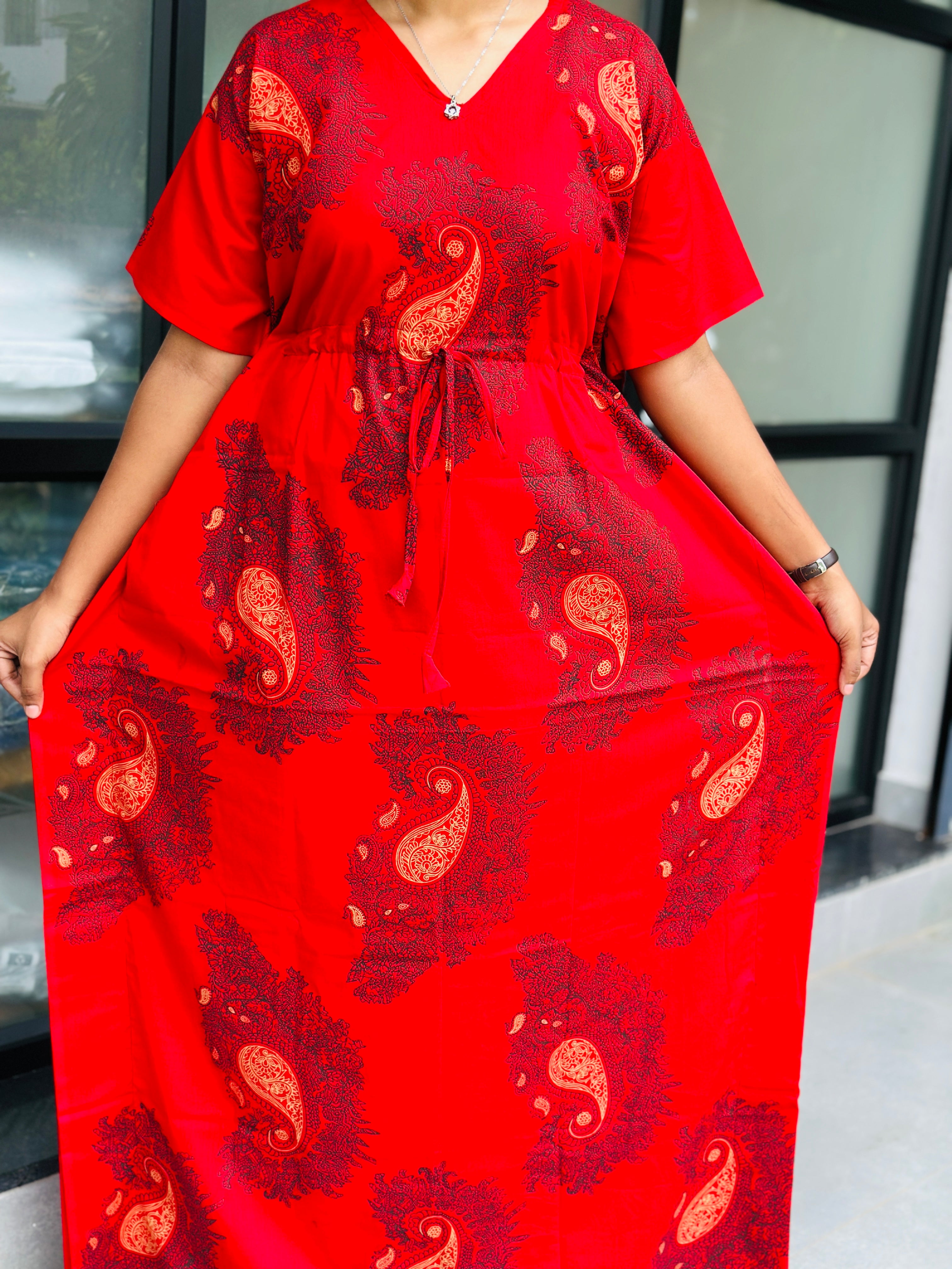 Floral red feeding kaftan