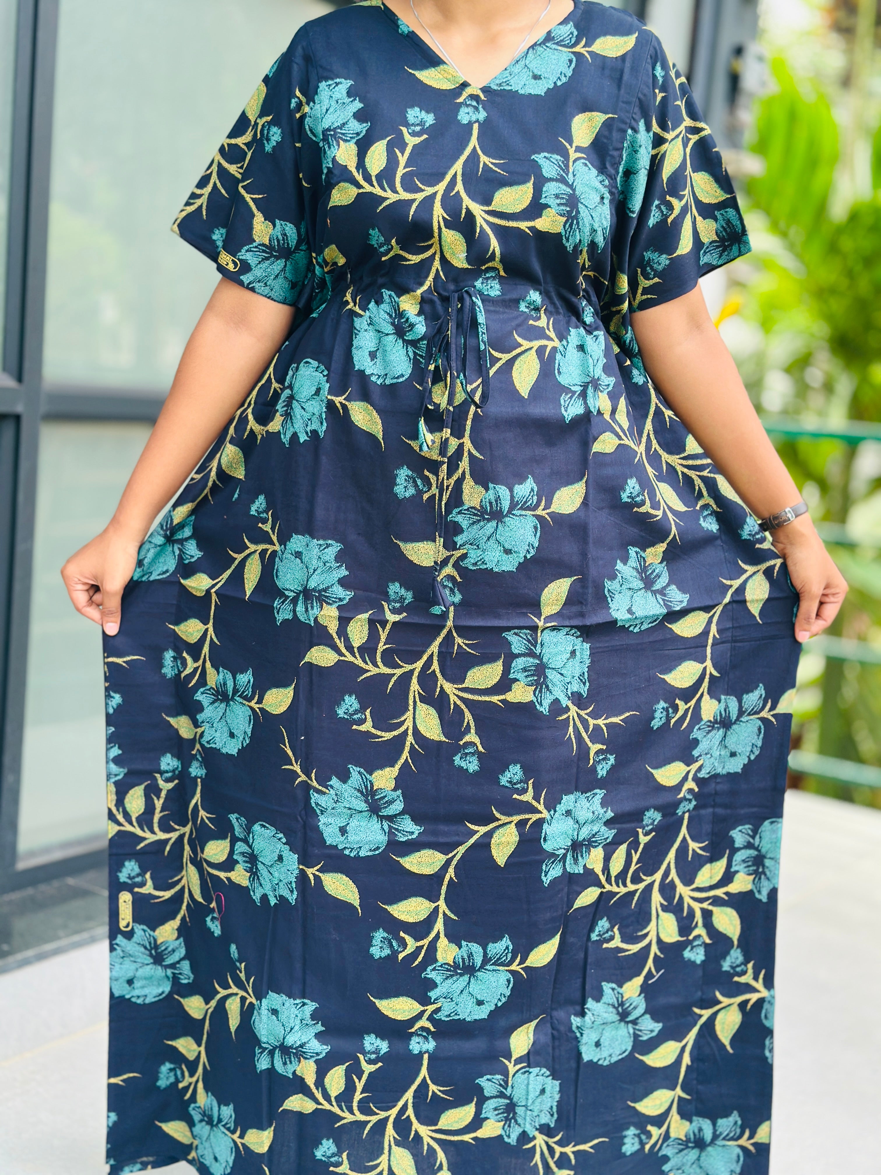 Floral feeding kaftan