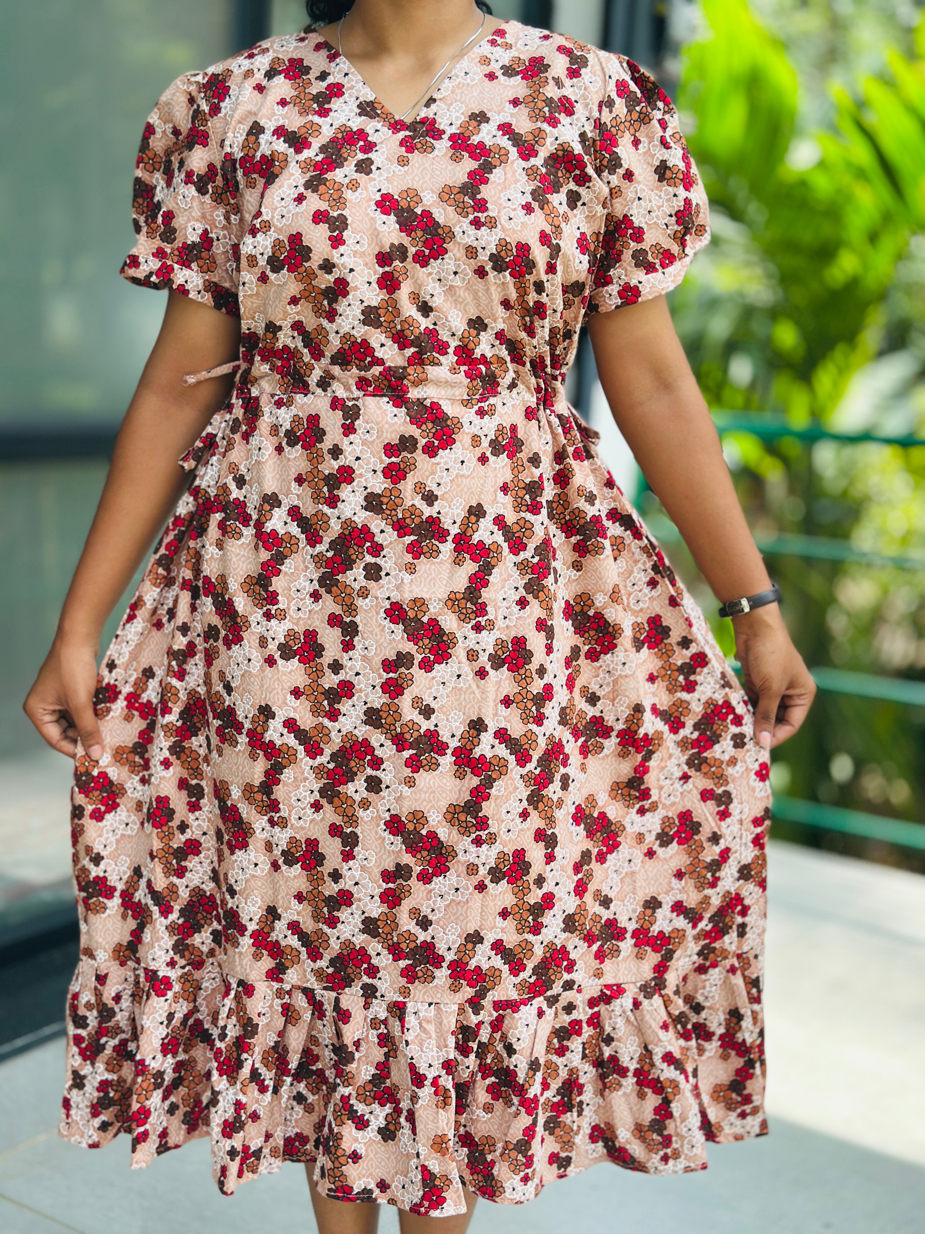 Double side tieable non feeding frock