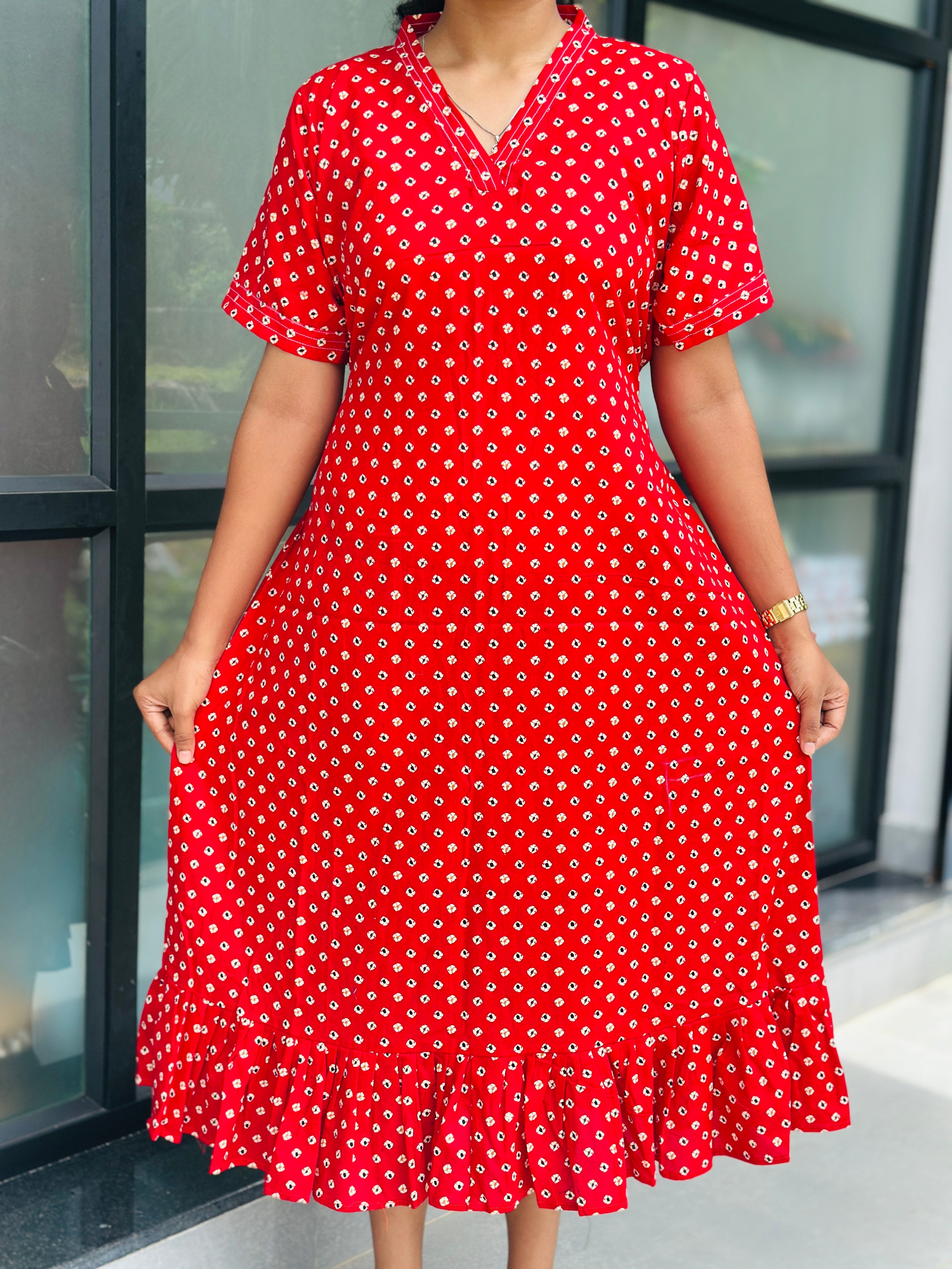 Collar neck feeding frock
