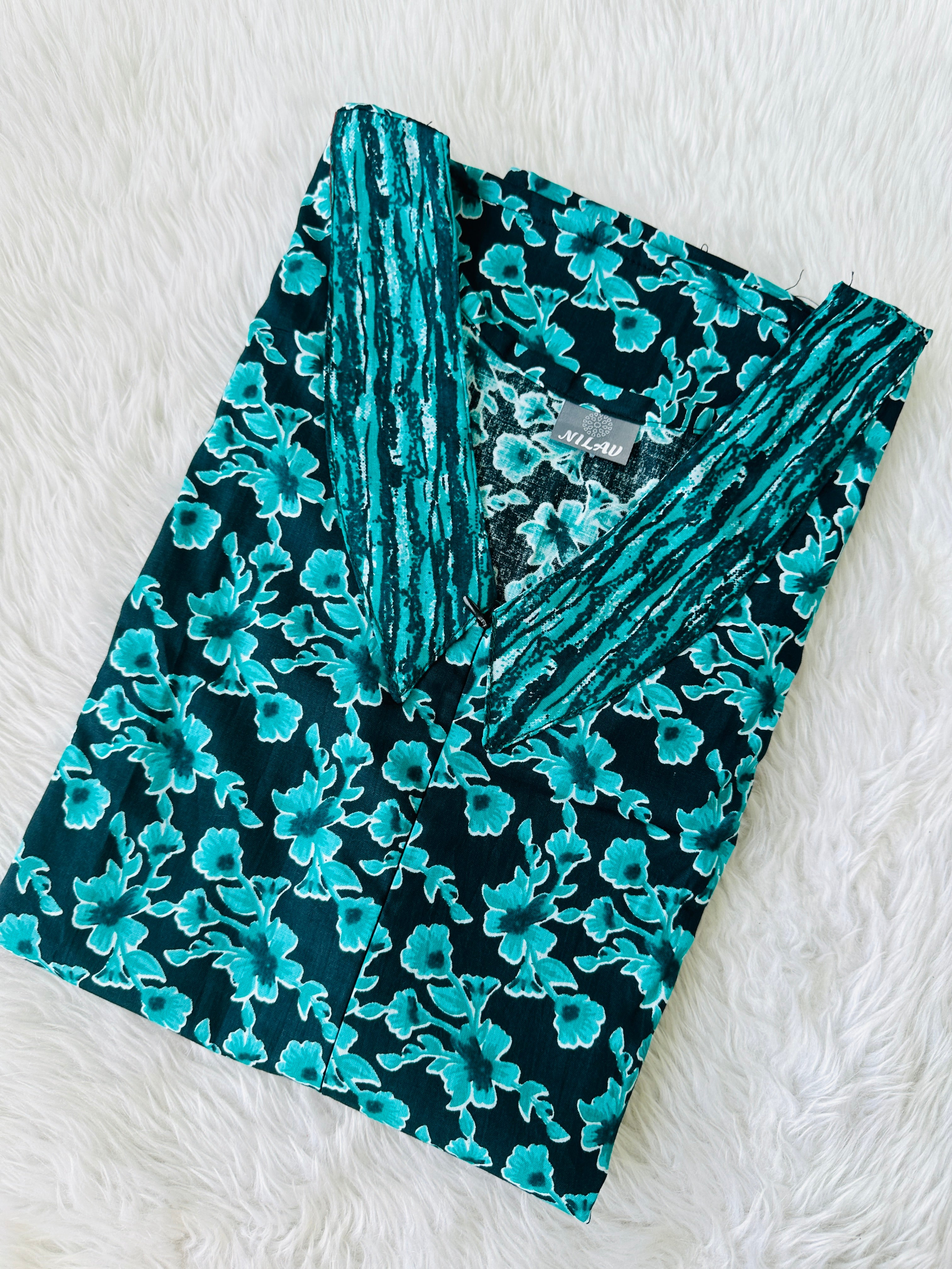NORMAL A-LINE NIGHTY WITH CENTRE ZIP ATTACHED