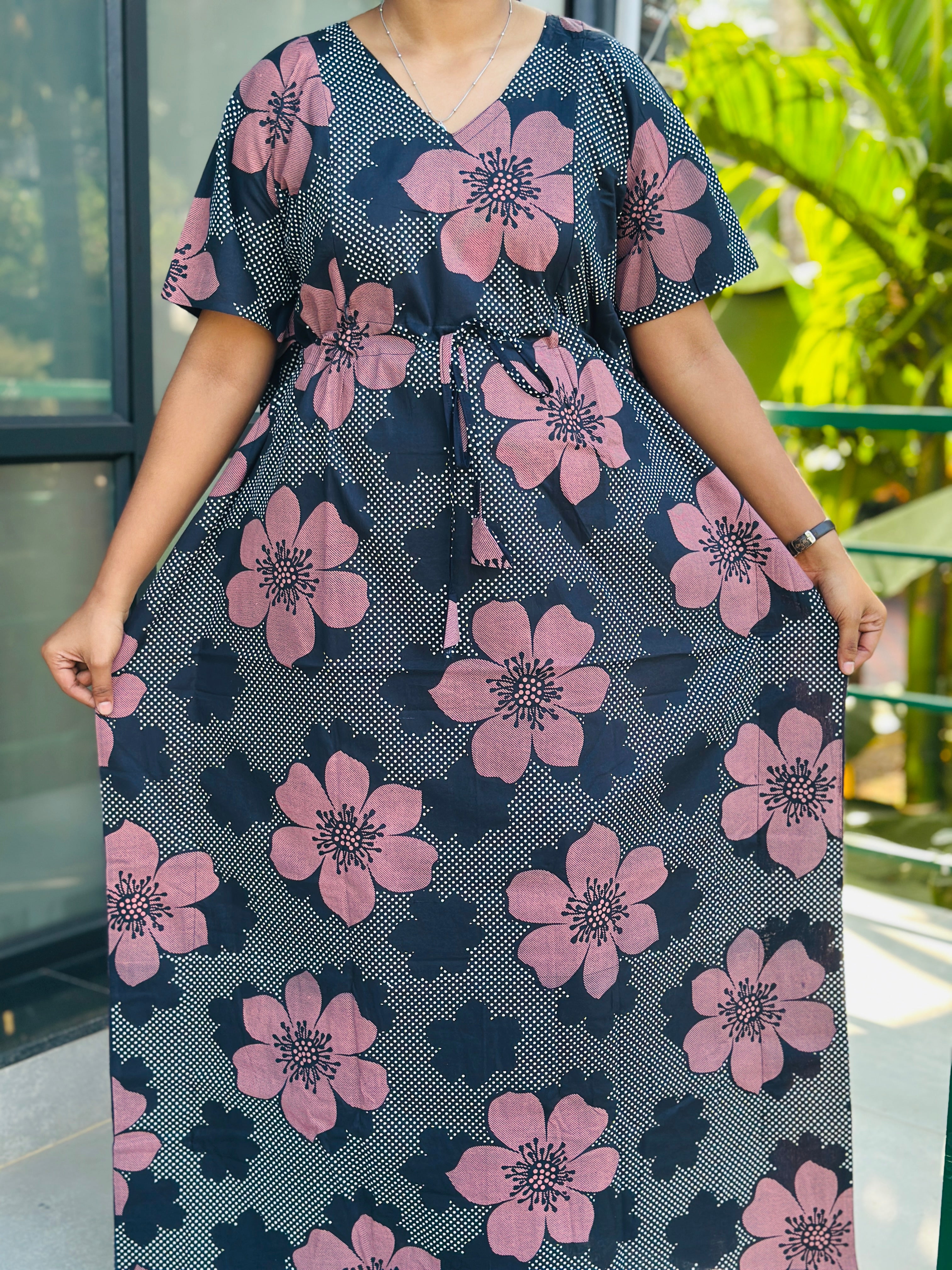 Floral feeding kaftans-ashblue