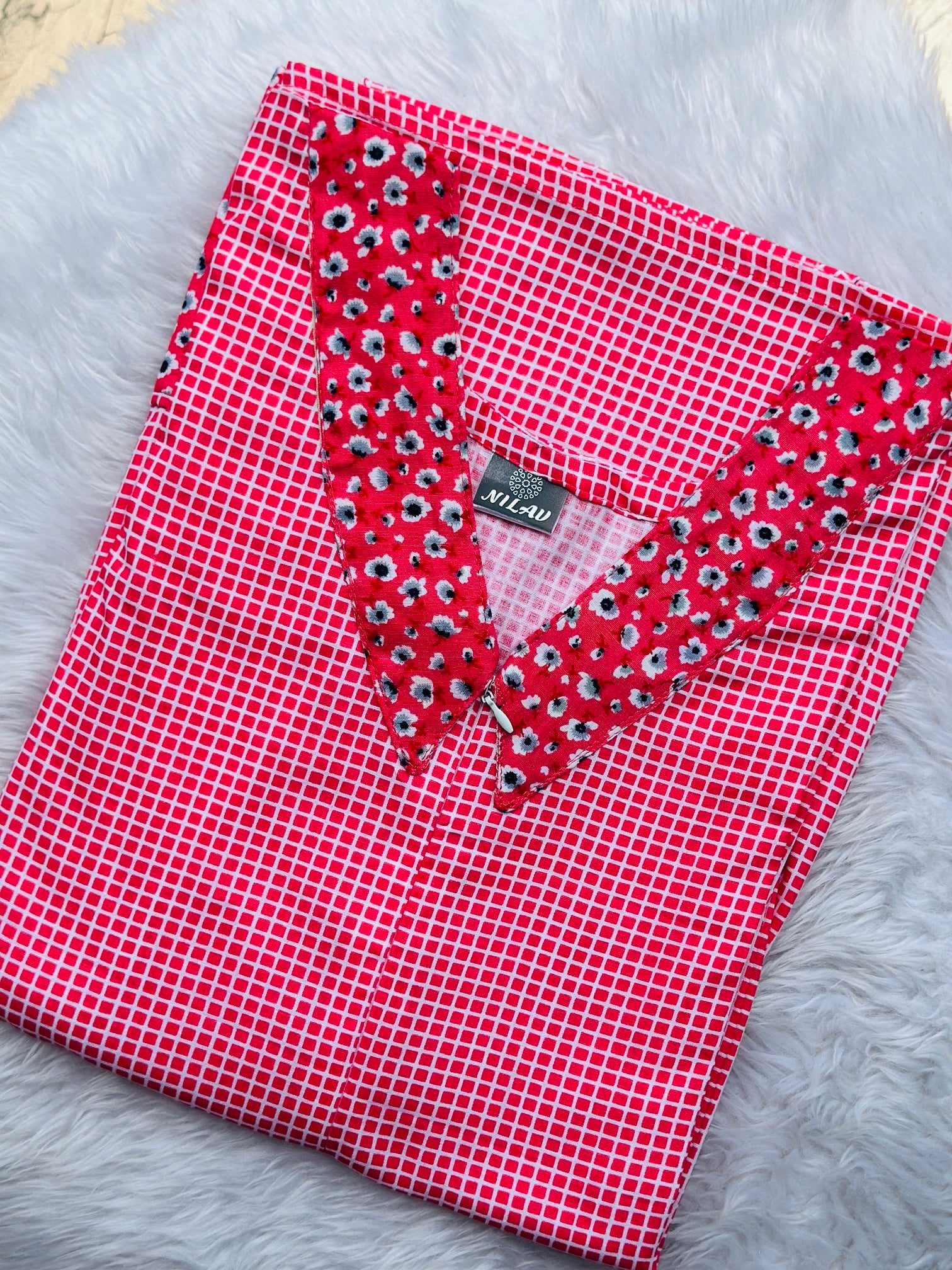 FEEDING NORMAL A-LINE NIGHTY WITH CENTRE ZIP ATTACHED
