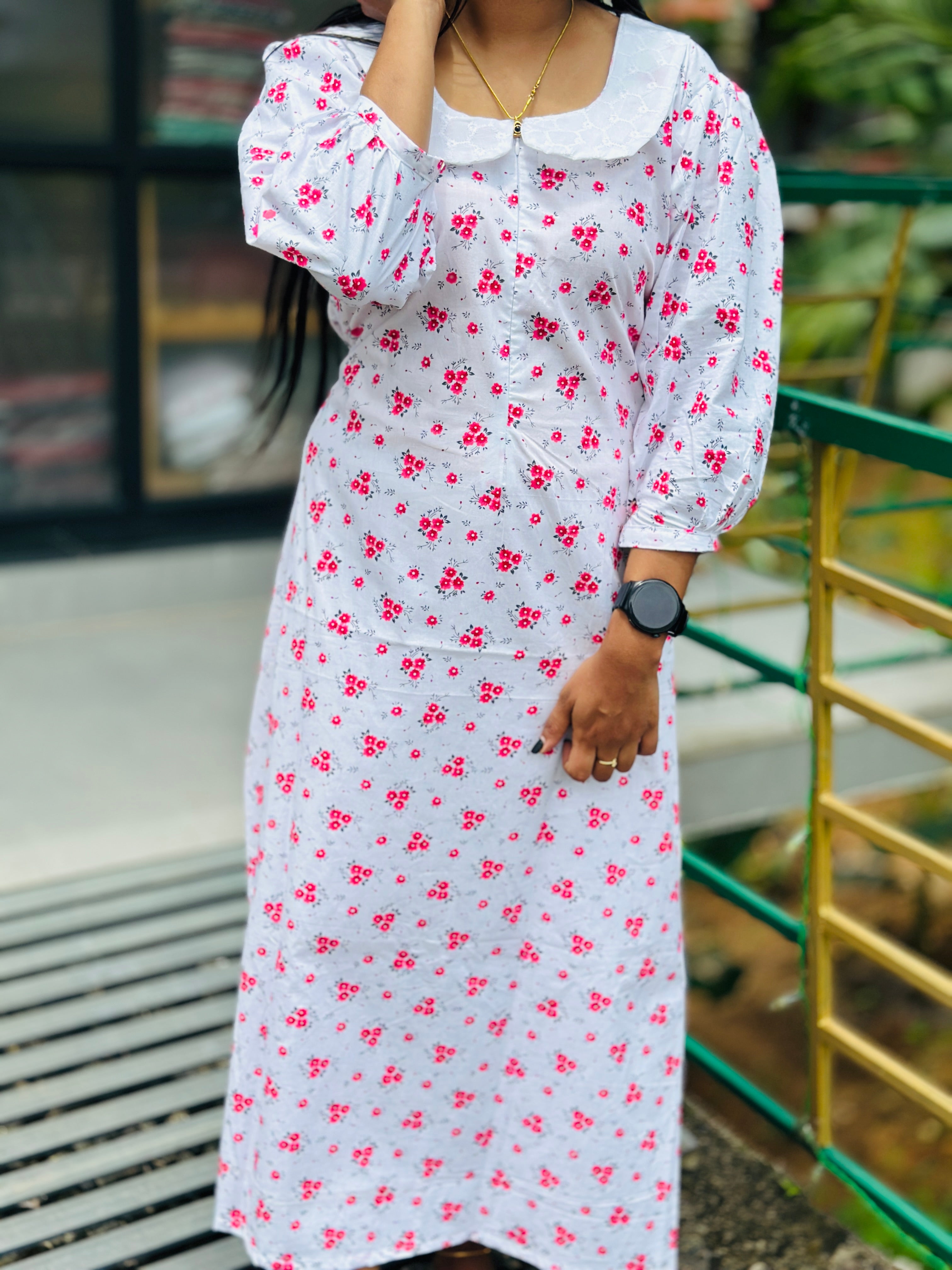 3/4 sleeve Peterpan feeding frock in free size &length 48”