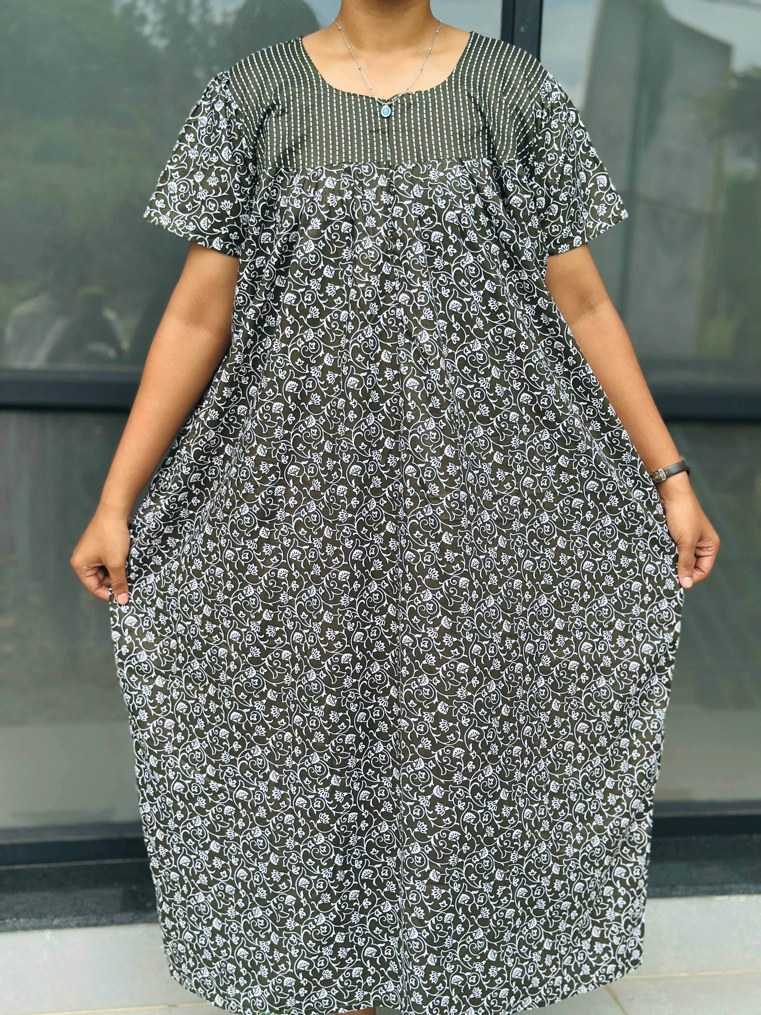 Pleated feeding frock