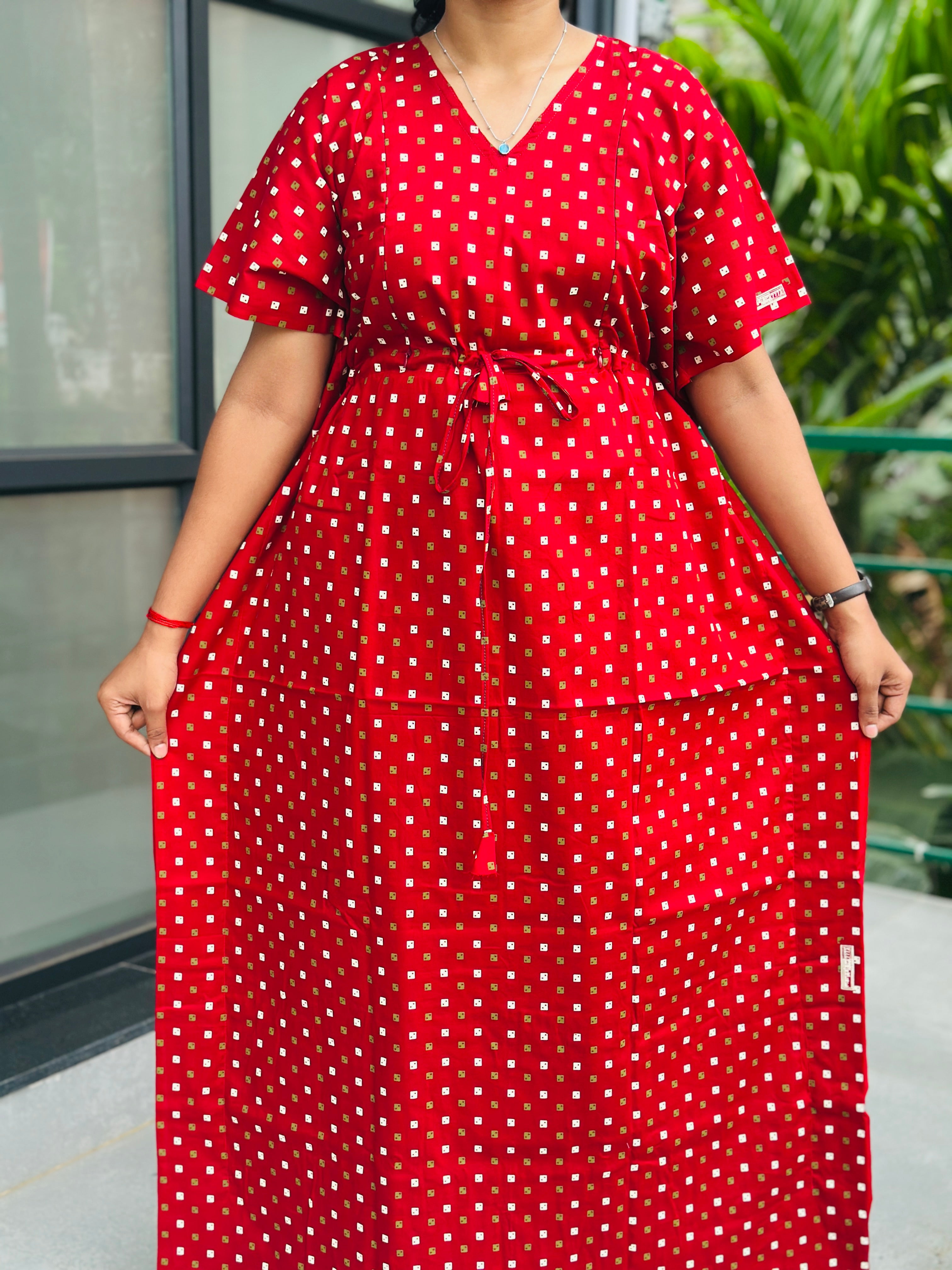 Polka feeding kaftans