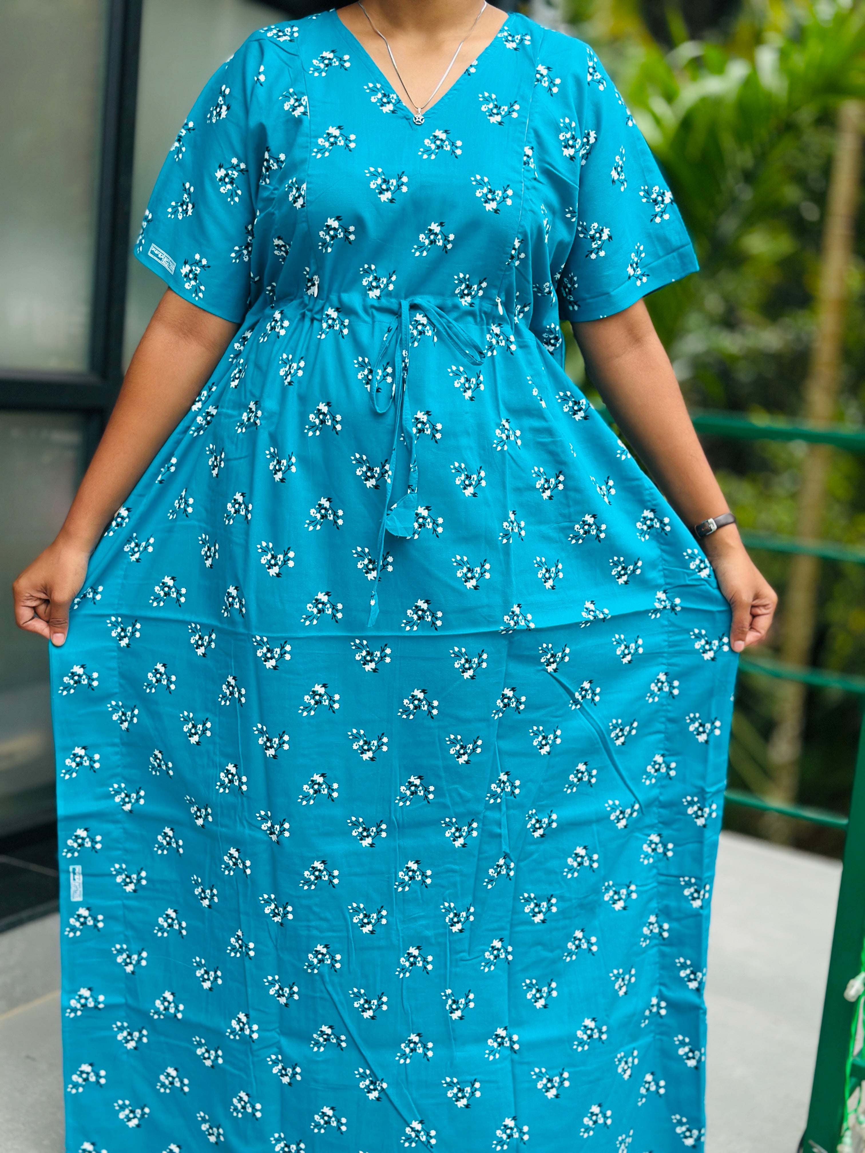 Floral feeding kaftan