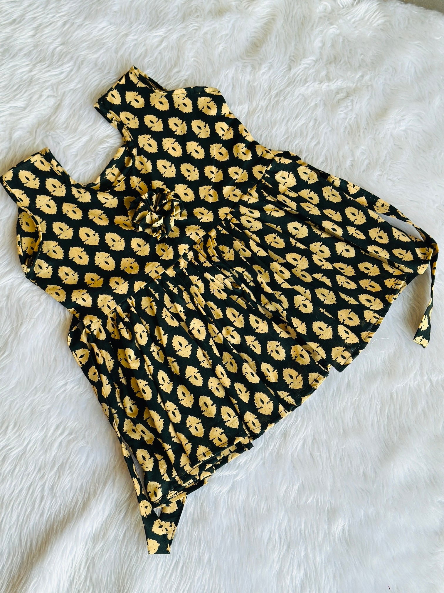 kids frock -sleeveless